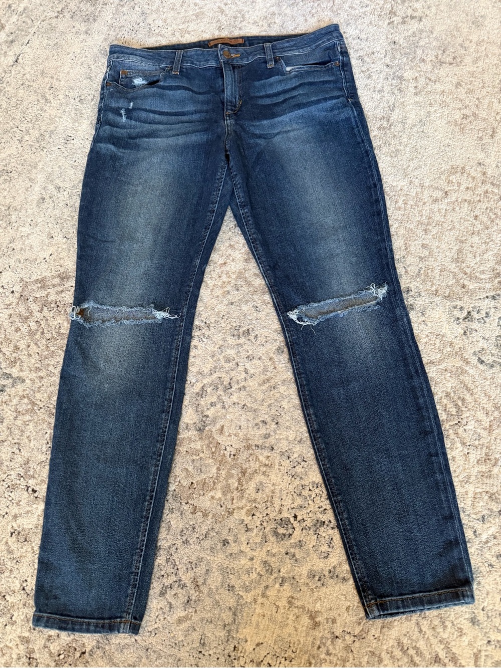 Joe’s Jeans- Dark Blue Distressed Jeans